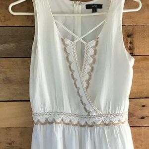 Very J Womens S White Romper Shorts‎ Embroidered Gauzy Rayon Cross Straps V-Neck